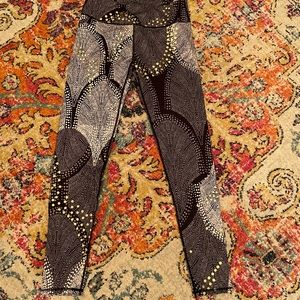 Fabletics new with tags size small leggings